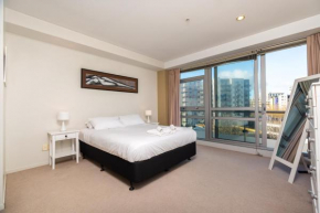 Отель Luxury Apartment Hobson Gardens  Оклэнд